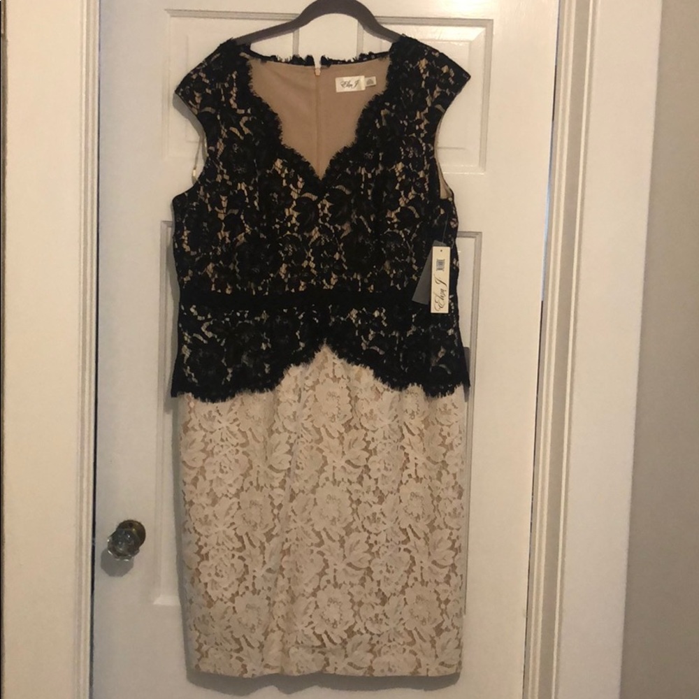 Eliza J. Dress, Plus Size 14w (NWT)